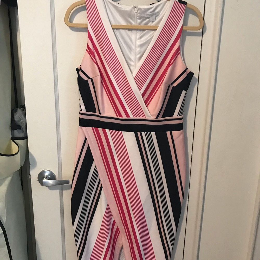 New York & Company stretchable sheath dress